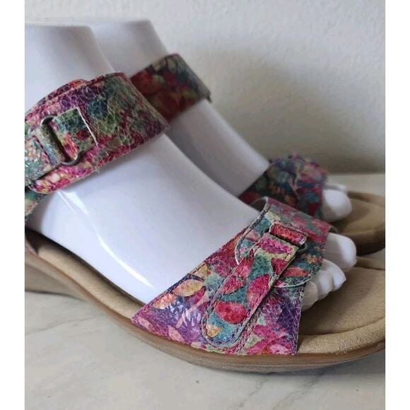 Umberto Raffini Yasmin Leather Wedge Sandals Floral Women's Size EU 40 - Picture 3 of 10